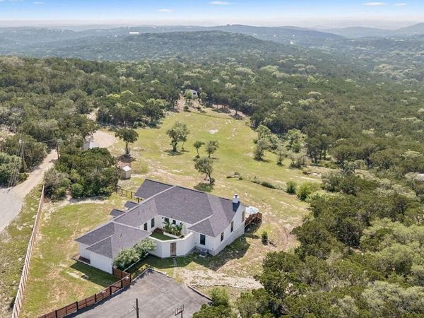 622 County Road 2753, Mico, TX 78056