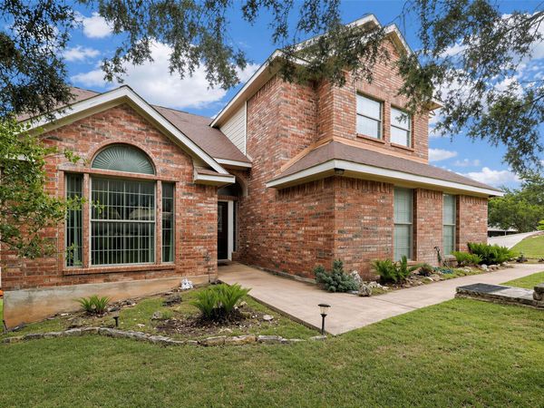 21201 Kiowa CV, Lago Vista, TX 78645