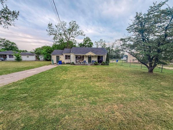 1467 N Sunrise Drive , Bowling Green, KY 42101