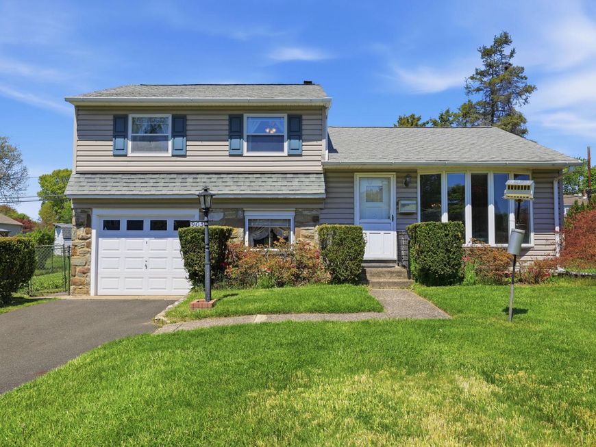 903 Pine Road , Warminster, PA 18974 Main Photo