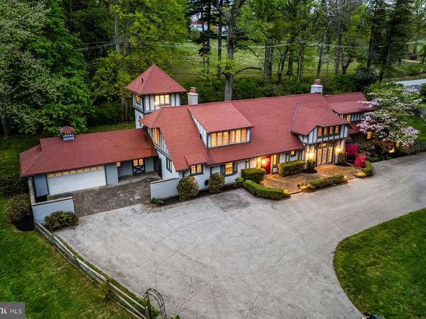 461 S ROBERTS ROAD, BRYN MAWR, PA 19010