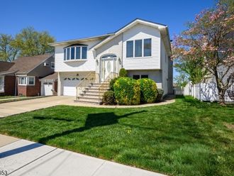 147 11Th St Wood-ridge, NJ 07075