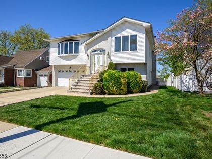 147 11Th St Wood-ridge, NJ 07075