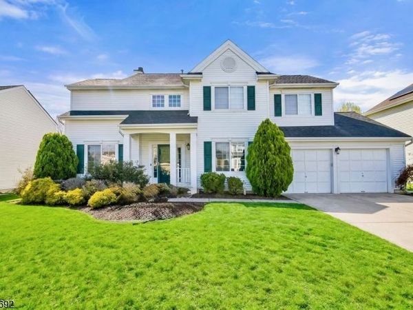 29 Fox Chase Rd, Jefferson, NJ 07438