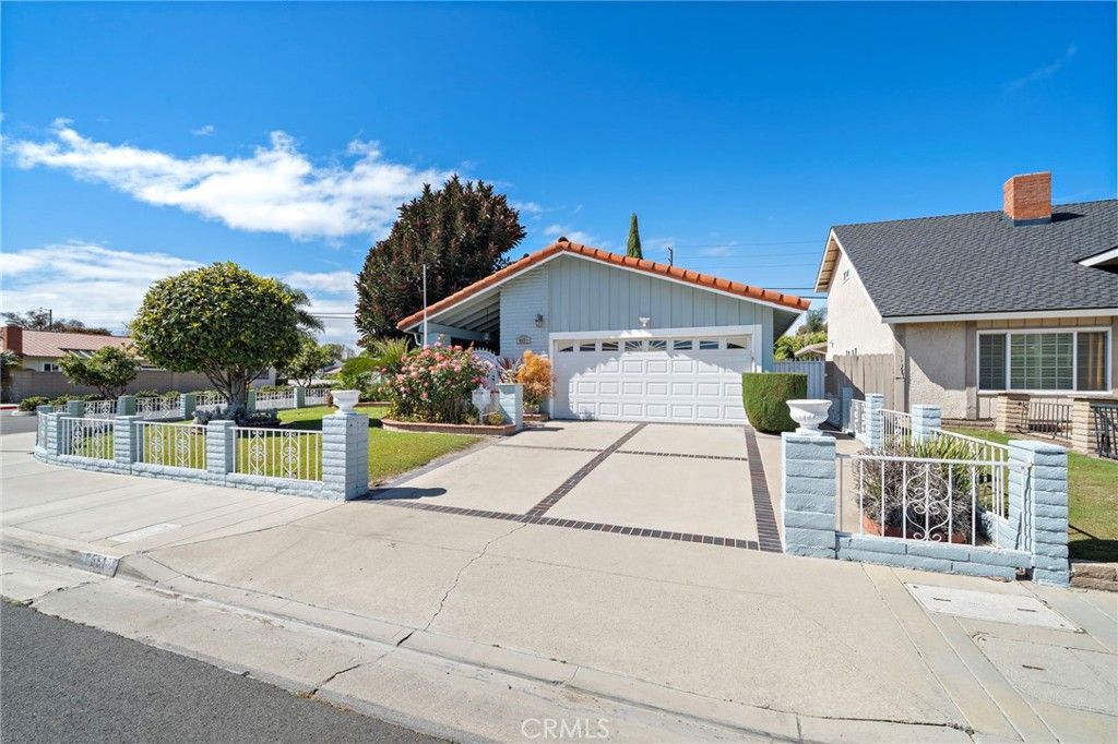 9651 Olympic, Huntington Beach, CA 92646 Main Photo