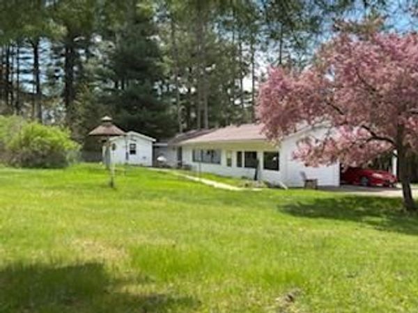 N750 Golf Road, Unit 05, Prairie Du Sac, WI 53578