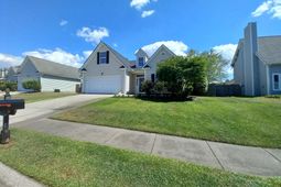206 Equinox Circle photo 4