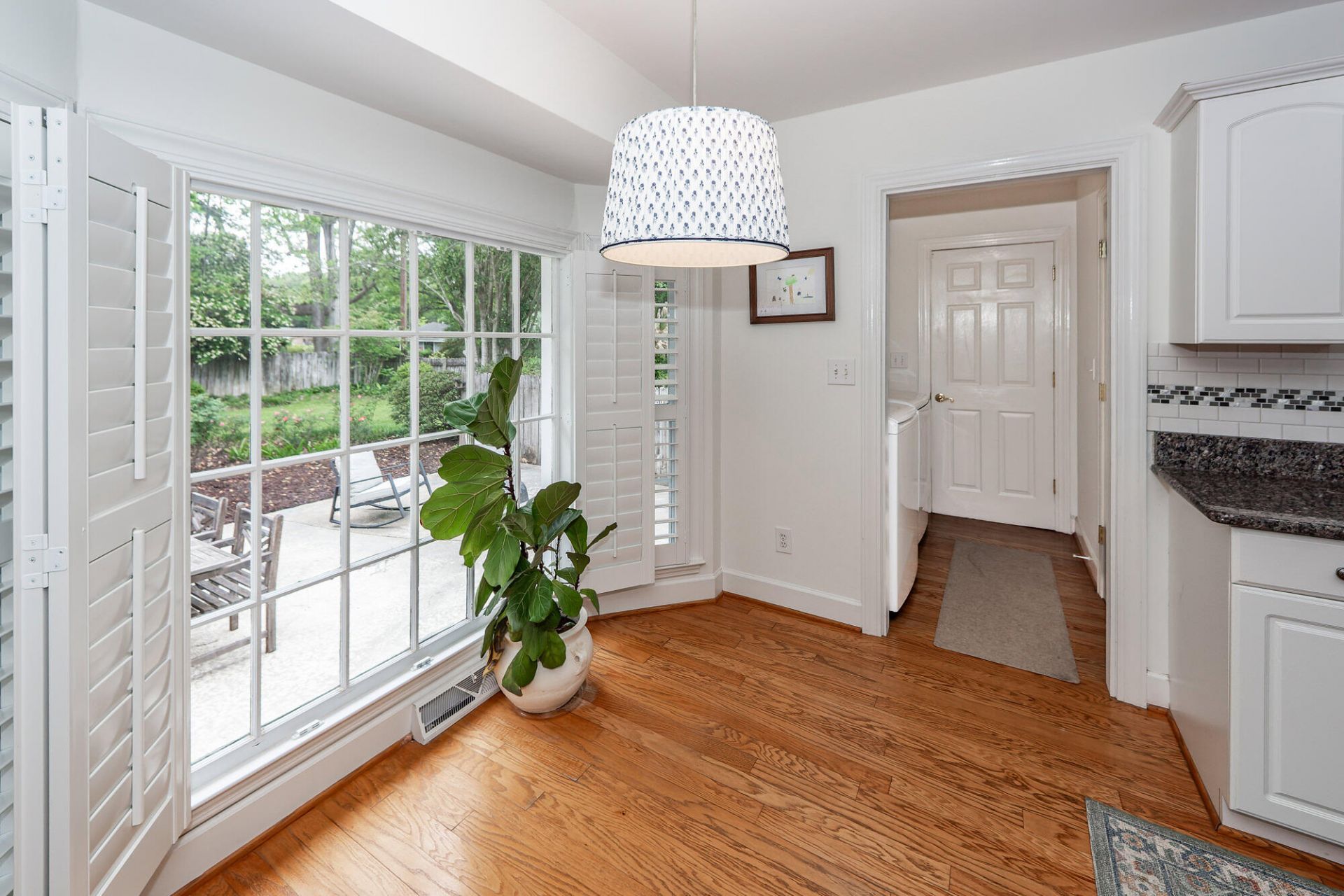 1490 Kentwood Circle Photo 14