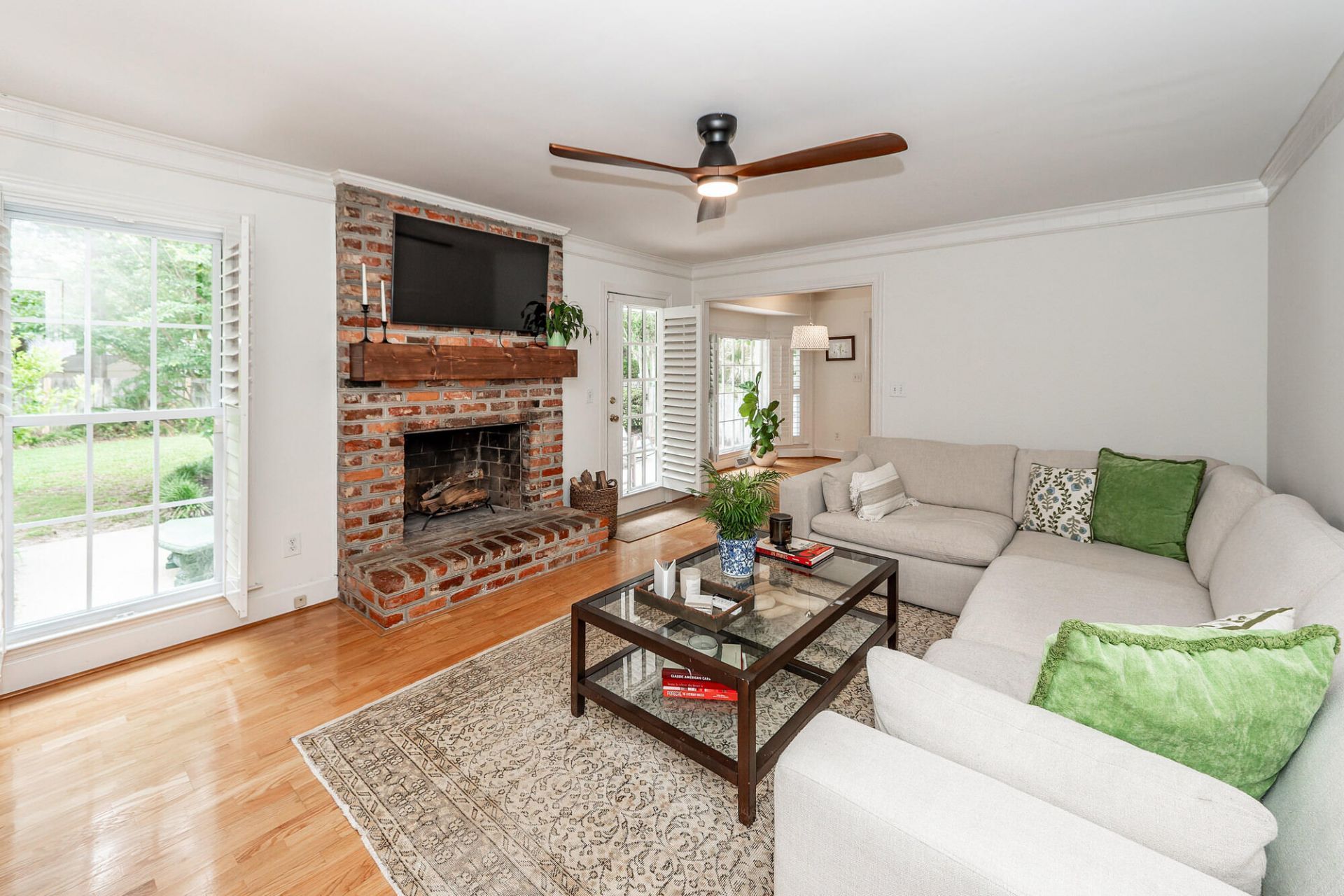 1490 Kentwood Circle Photo 17