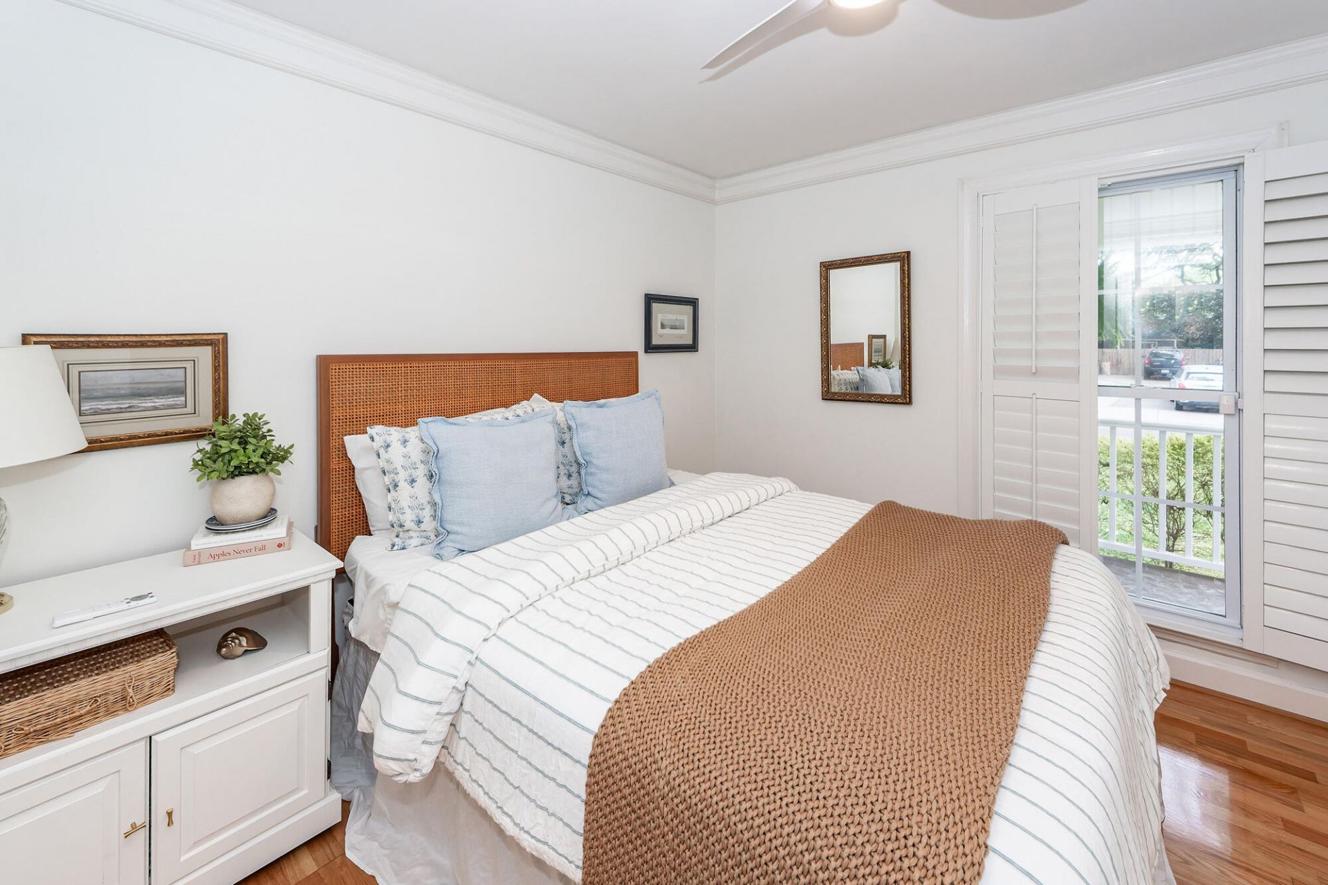 1490 Kentwood Circle Photo 24