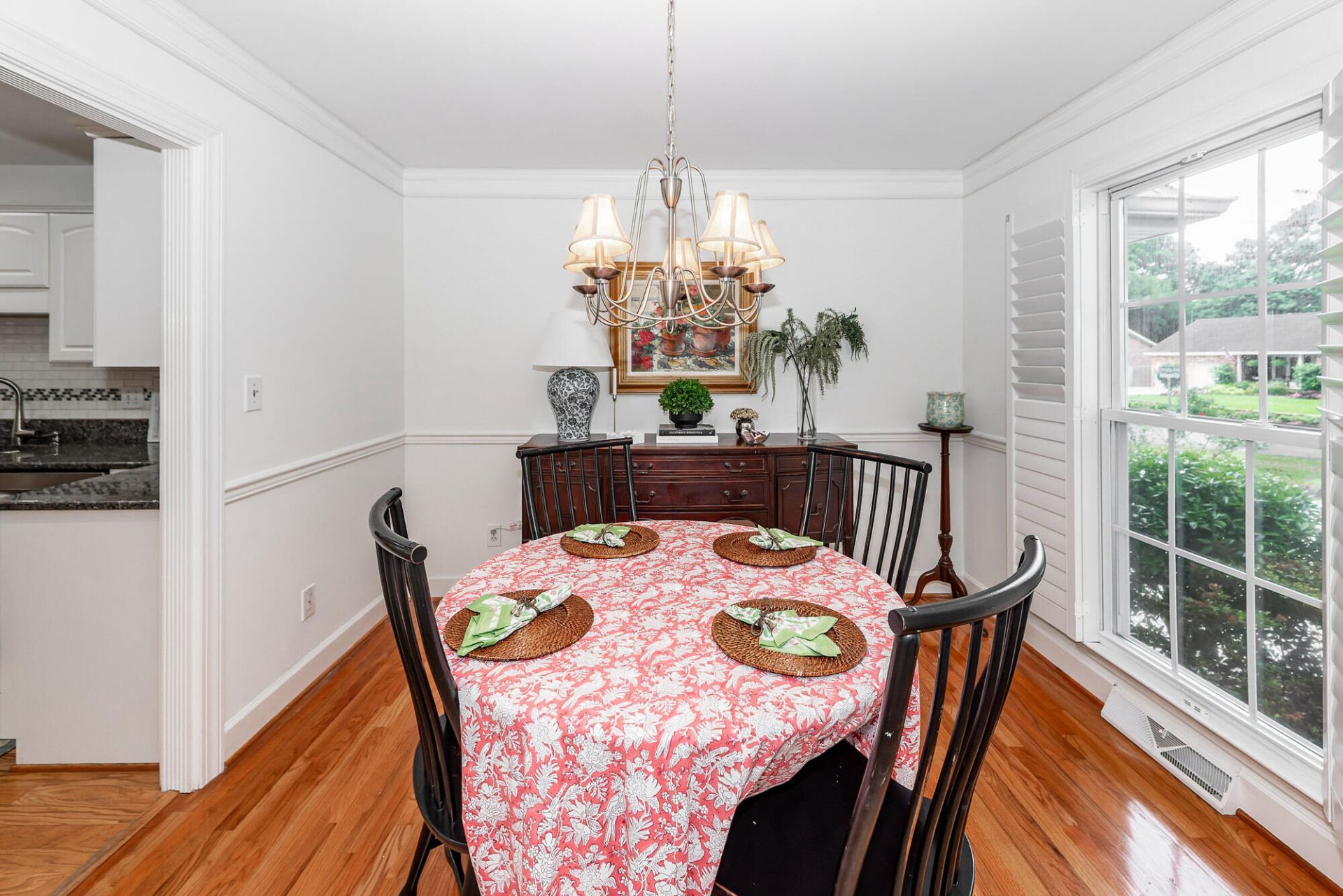 1490 Kentwood Circle Photo 9