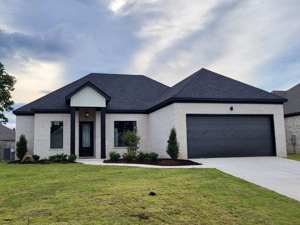 110 Sanibel Circle, Little Rock, AR 72210