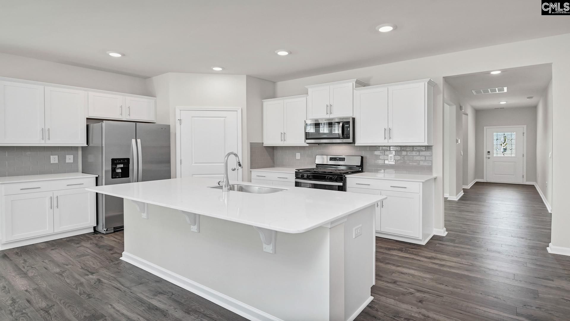 407 Leathertree Lane  Photo 25