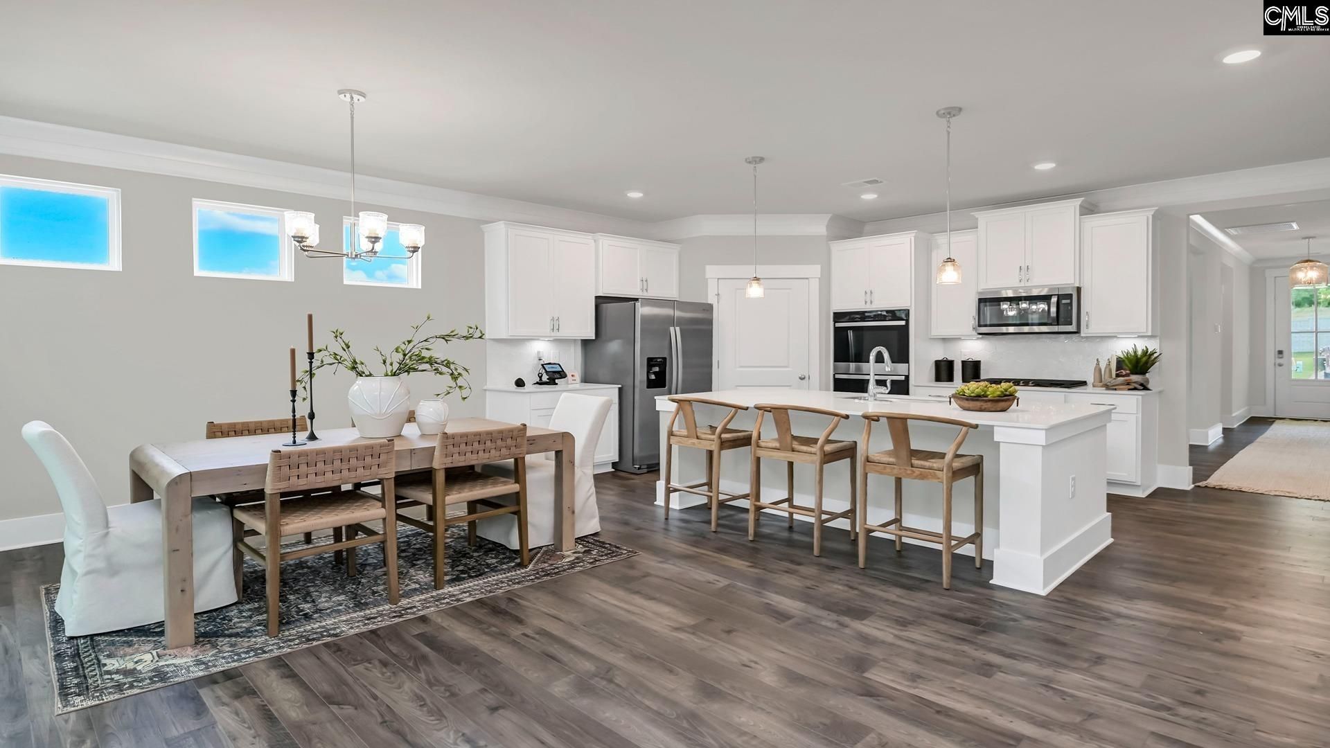 407 Leathertree Lane  Photo 8