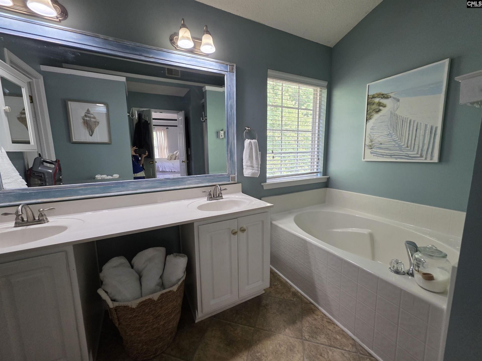 179 Silverwood Trail Photo 19