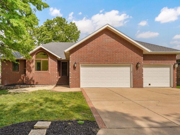 506 S Pepperhill Drive , Nixa, MO 65714