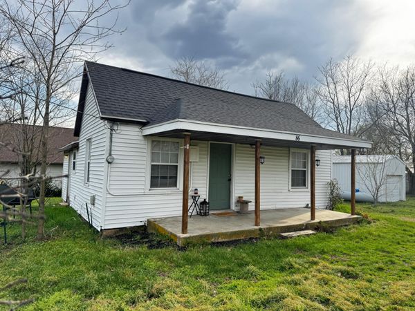 86 E Hickory Street , Fair Grove, MO 65648