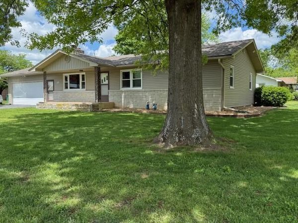 1001 W Long Street , Mountain Grove, MO 65711