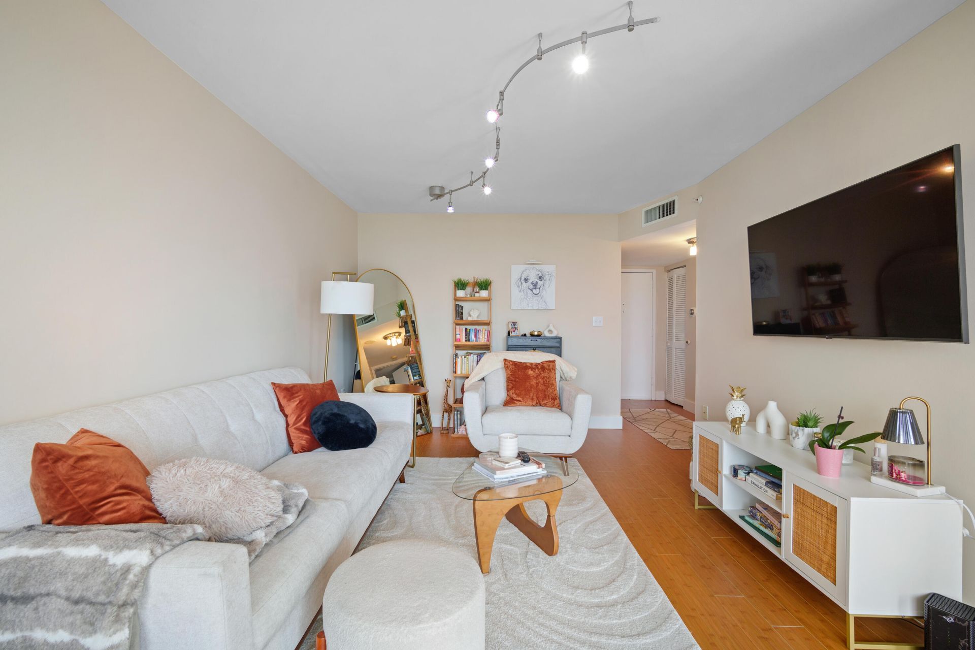 1688 West Avenue, Unit 606, Miami Beach, FL 33139 Photo