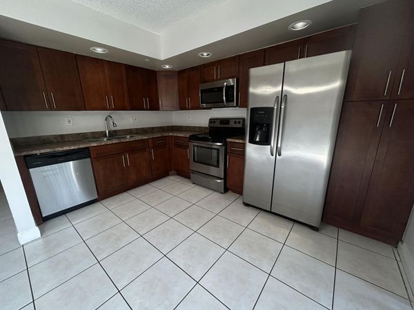 8650 SW 133rd Avenue Road, Unit 214, Miami, FL 33183