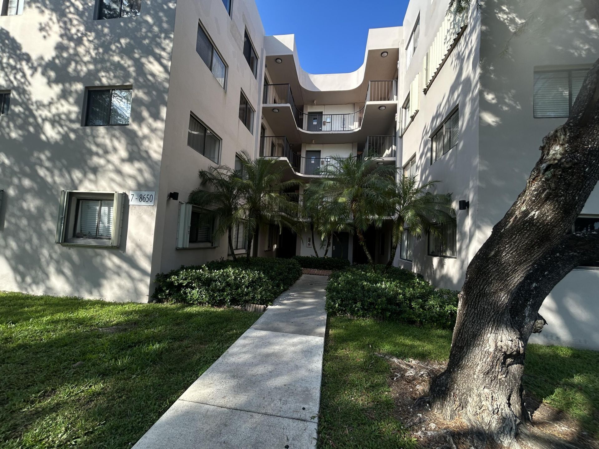 8650 SW 133rd Avenue Road, Unit 214, Miami, FL 33183 Photo