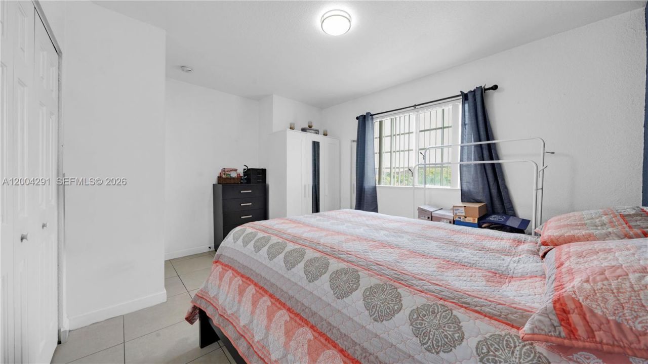 120 E 5th St , Unit 2, Hialeah, FL 33010 Photo