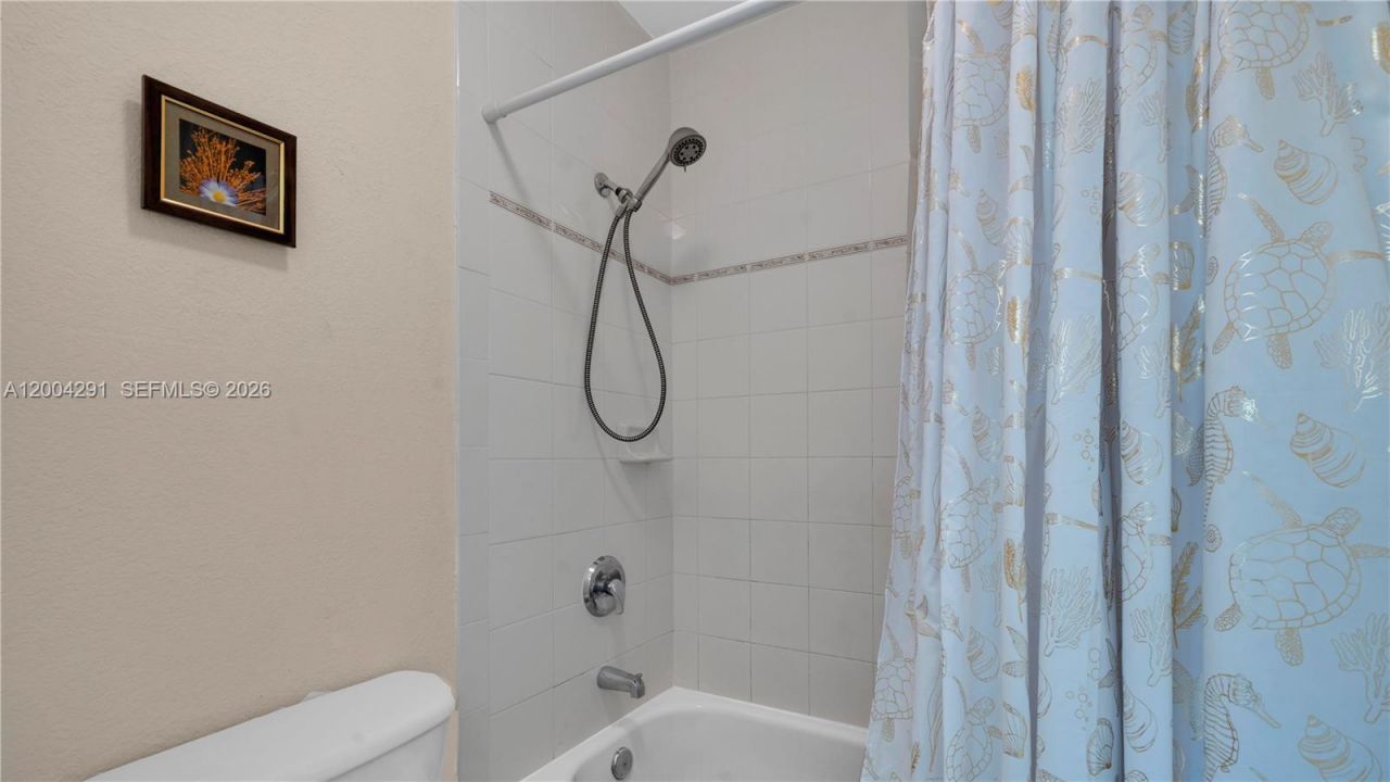 120 E 5th St , Unit 2, Hialeah, FL 33010 Photo