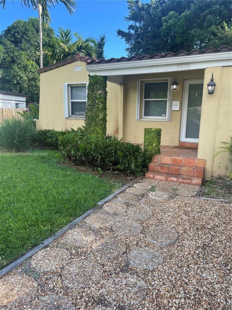 Please Call For Address, Miami, FL 33155 Photo