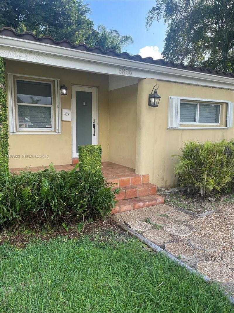 Please Call For Address, Miami, FL 33155 Photo