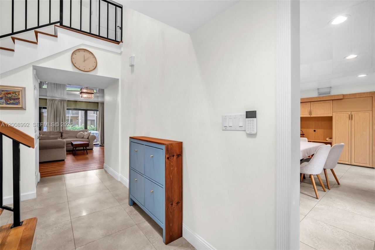 107 Heatherbrook Way , Unit 145, Hollywood, FL 33021 Photo