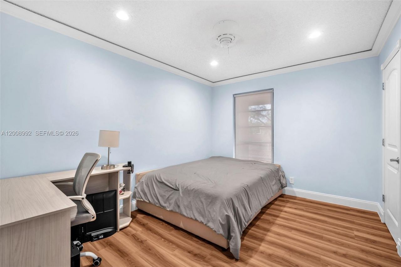 107 Heatherbrook Way , Unit 145, Hollywood, FL 33021 Photo