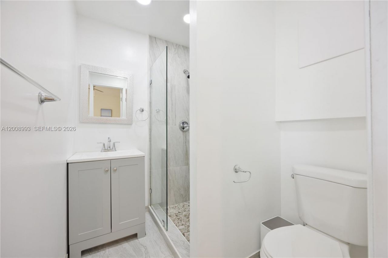 609 S Crescent Dr , Hollywood, FL 33021 Photo