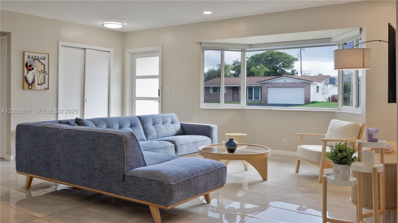 609 S Crescent Dr , Hollywood, FL 33021 Photo