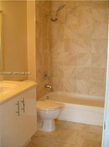 7900 Harbor Island Dr , Unit 817, North Bay Village, FL 33141 Photo