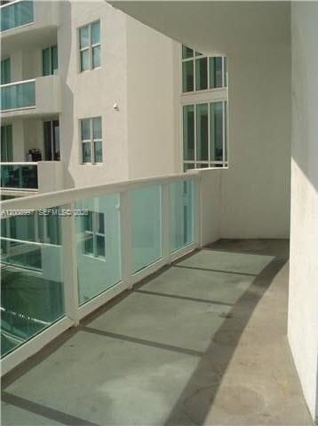 7900 Harbor Island Dr , Unit 817, North Bay Village, FL 33141 Photo