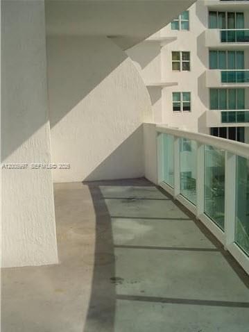 7900 Harbor Island Dr , Unit 817, North Bay Village, FL 33141 Photo