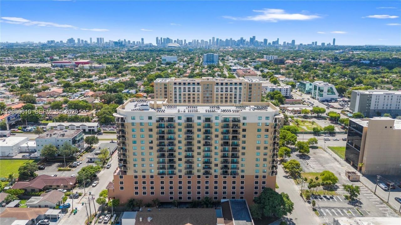 4242 NW 2nd St , Unit 913, Miami, FL 33126 Photo