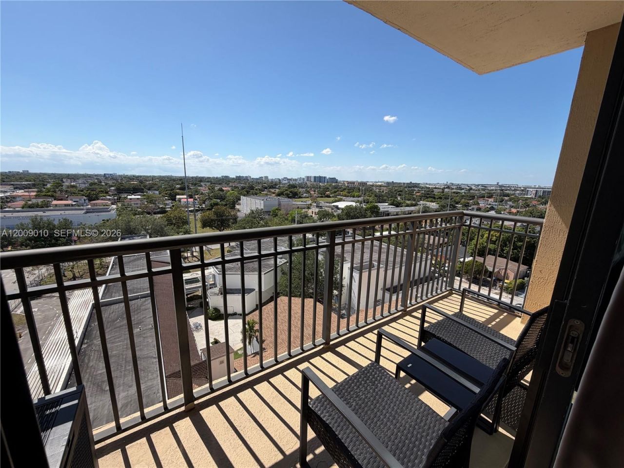 4242 NW 2nd St , Unit 913, Miami, FL 33126 Photo