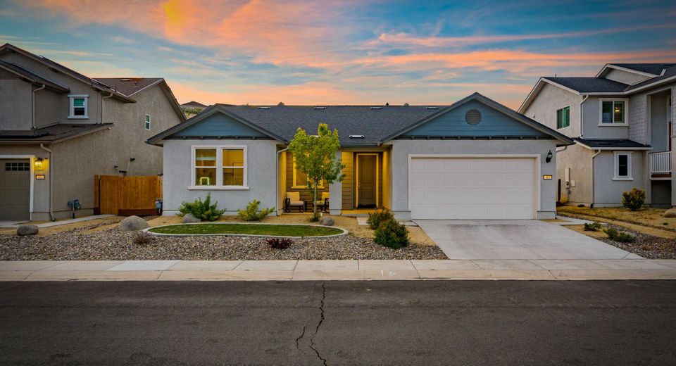 864 Tourmaline Drive, Carson City, NV 89705 Photo