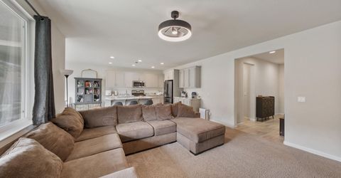 864 Tourmaline Drive, Carson City, NV 89705 Photo