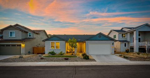 864 Tourmaline Drive, Carson City, NV 89705 Photo