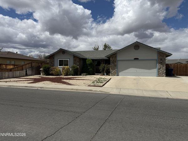 685 Palomino Drive, Fernley, NV 89408
