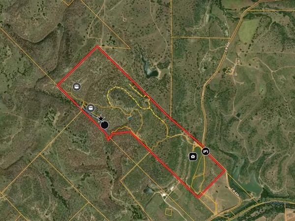 182 County Road 430 , Mullin, TX 76864