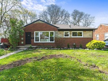 1622 Huron Avenue, Royal Oak, MI 48073