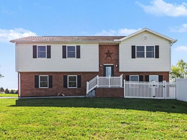 101 DEERVIEW DRIVE , NEWVILLE, PA 17241