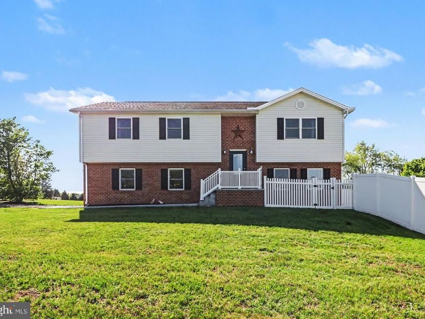 101 Deerview Drive , Newville, PA 17241 Main Photo