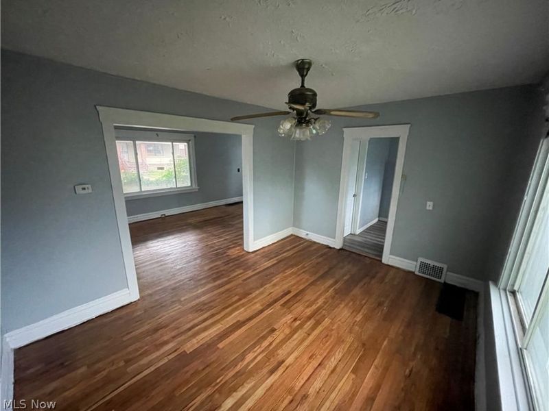 1178 E 147th Street, Cleveland, OH 44110 Photo 2