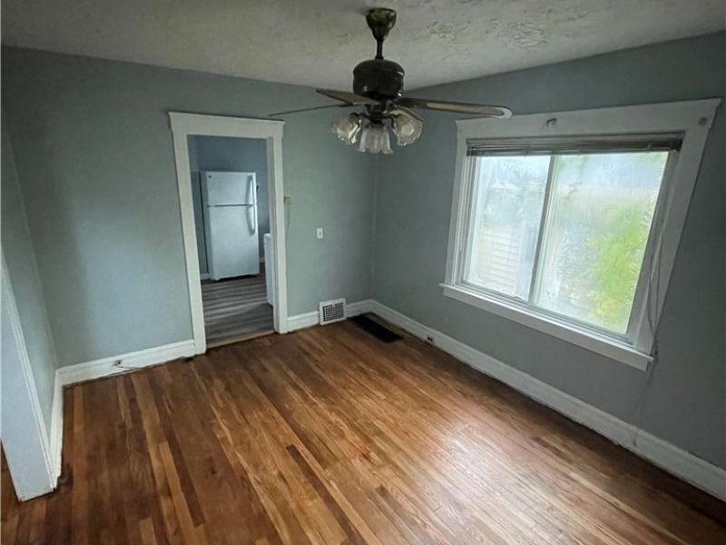 1178 E 147th Street, Cleveland, OH 44110 Photo 3