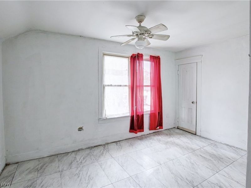 7017 Colgate Ave Front, 7015 Colgate Rear Avenue, Cleveland, OH 44102 Photo 18