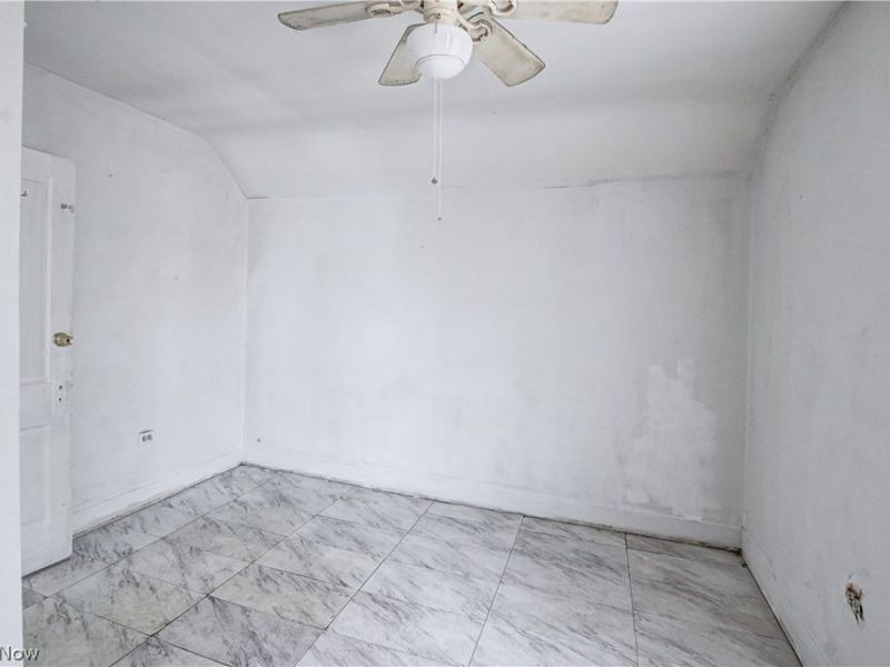 7017 Colgate Ave Front, 7015 Colgate Rear Avenue, Cleveland, OH 44102 Photo 19